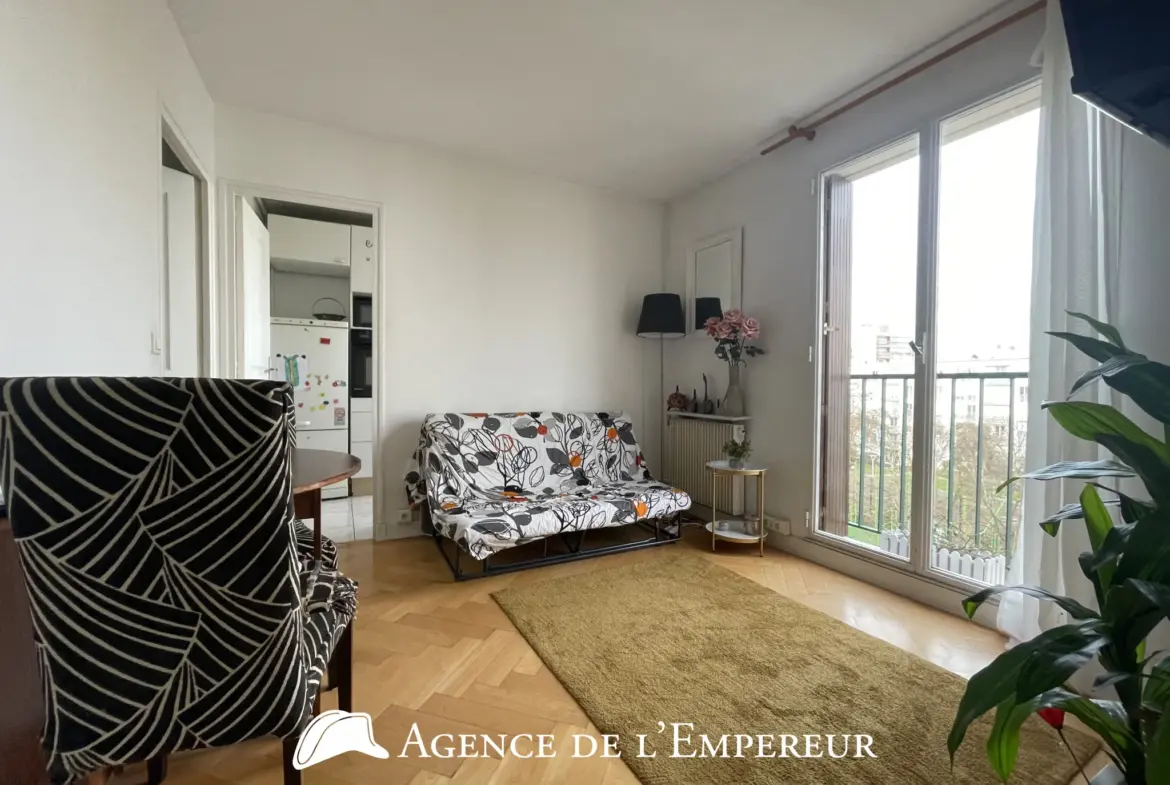 Appartement T2 de 33 m² à vendre à Rueil-Malmaison avec vue dégagée 