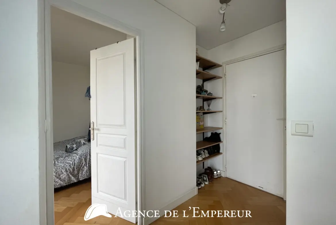 Appartement T2 de 33 m² à vendre à Rueil-Malmaison avec vue dégagée 