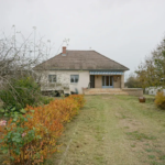 Pavillon sur sous-sol à Pierrefitte-sur-Loire