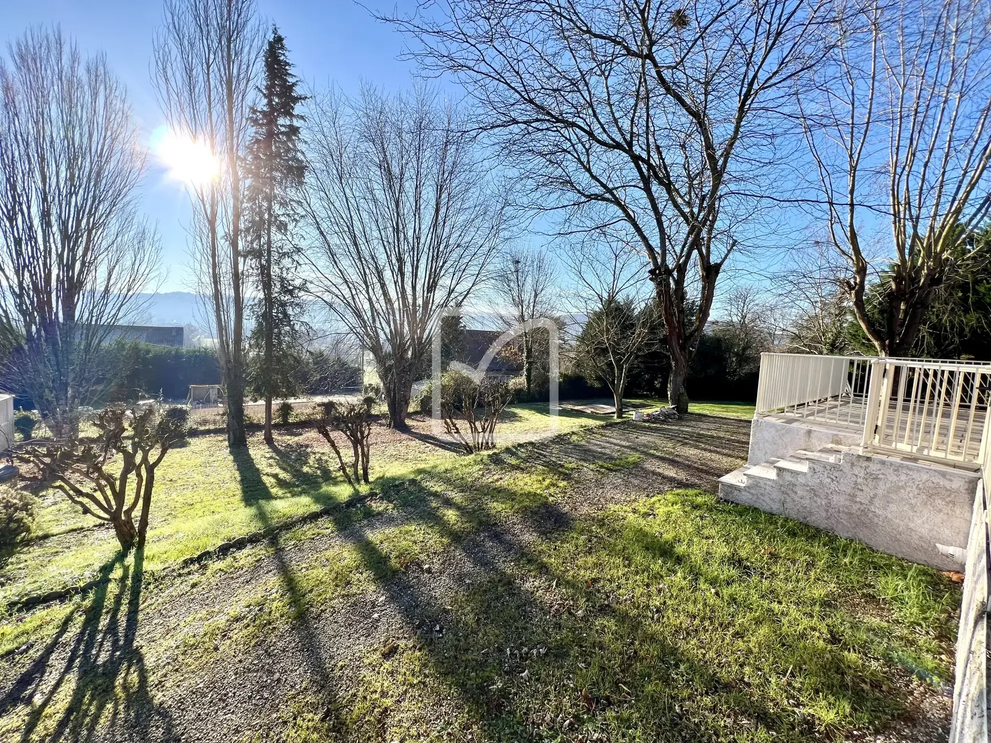 Maison spacieuse de 195 m2 avec 4 chambres à Cublac 