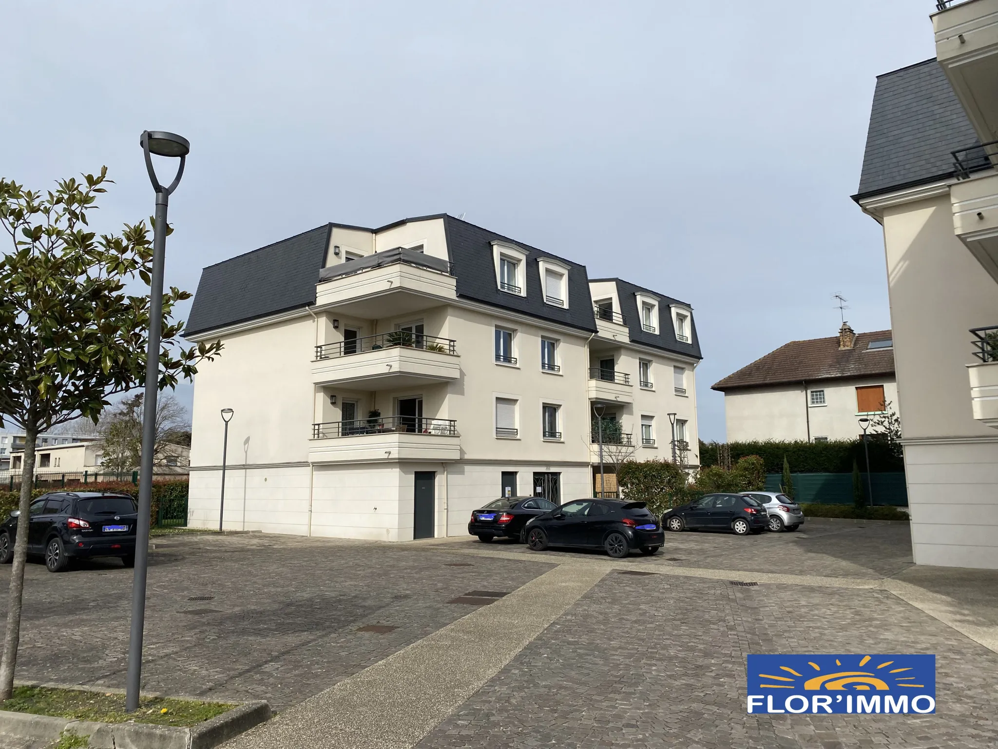 Appartement à vendre T2 à Ste Geneviève des Bois - Investissement locatif 