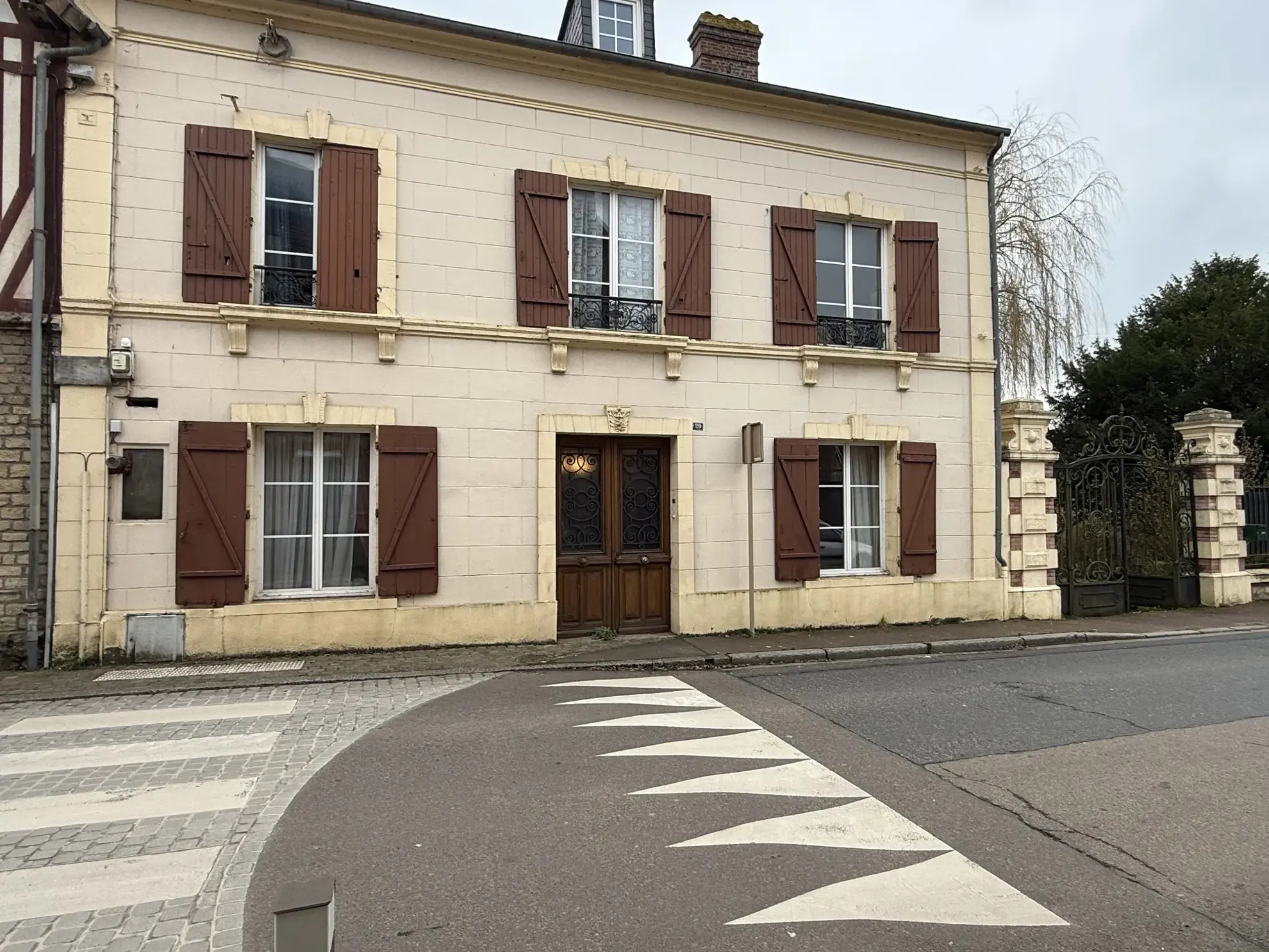 Grande maison familiale avec dépendance à Livarot 