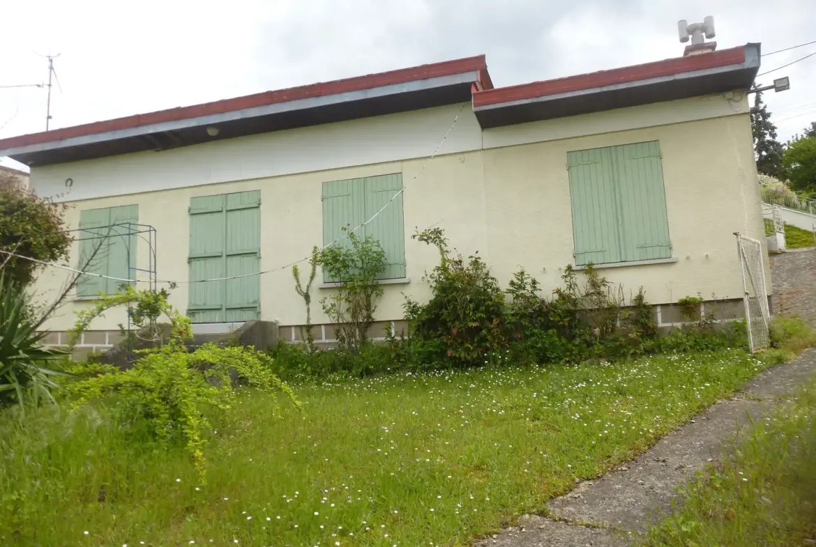 Maison de plein pied à Pont sur Yonne - 60 m² avec 2 chambres 