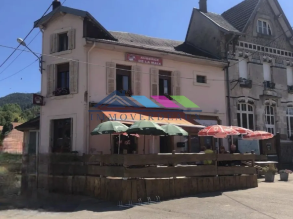 Charmante auberge de 400 m² à Vexaincourt à vendre