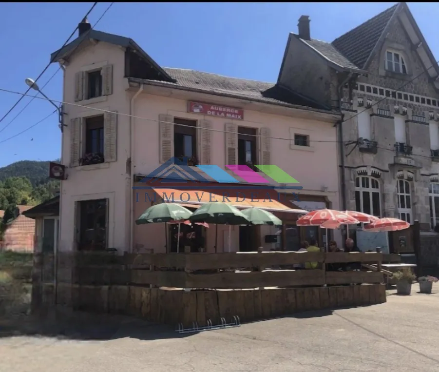 Charmante auberge de 400 m² à Vexaincourt à vendre 