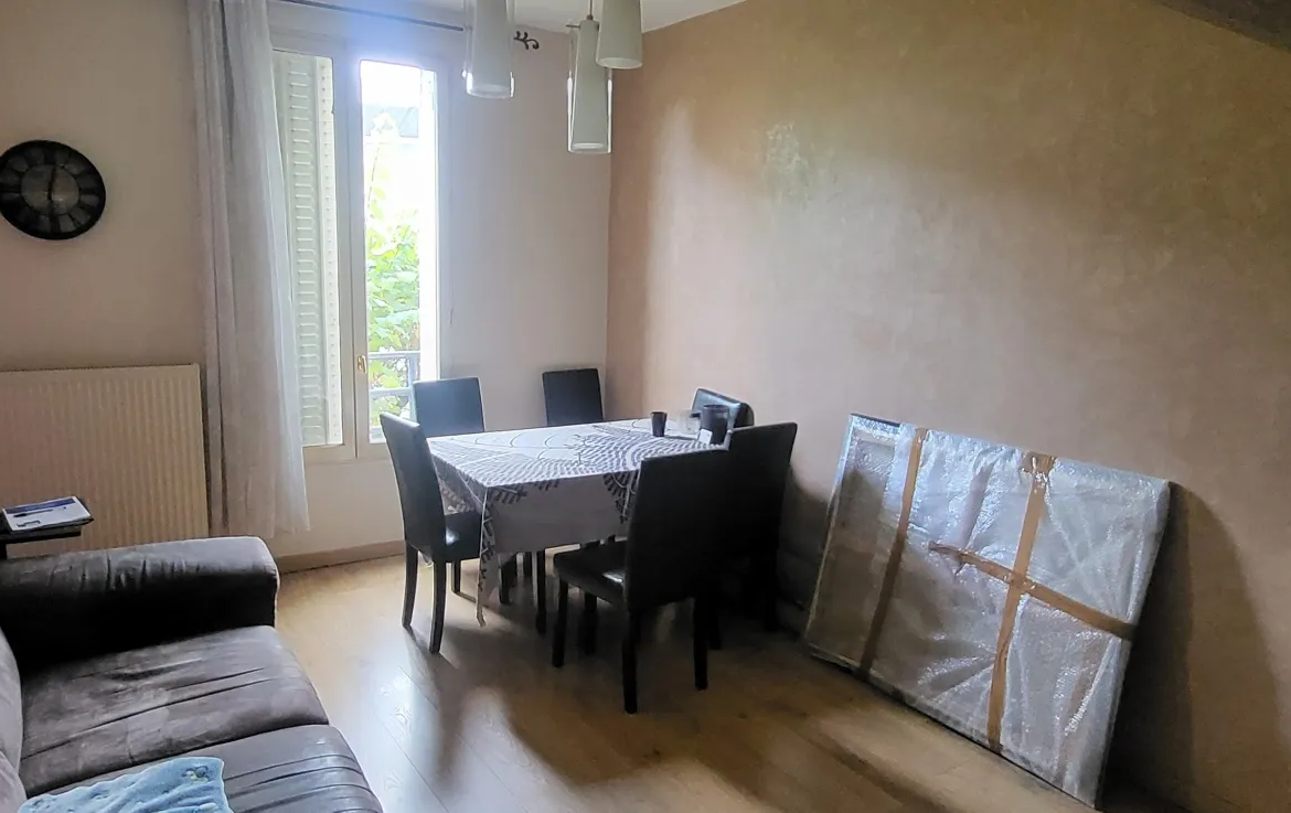 Appartement 4 pièces à vendre à Ivry-sur-Seine - 255 000 € 