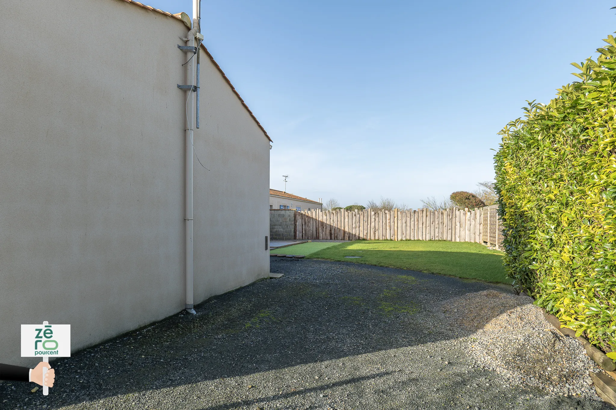 Pavillon à vendre à Sainte-Radégonde-des-Noyers avec 4 chambres 