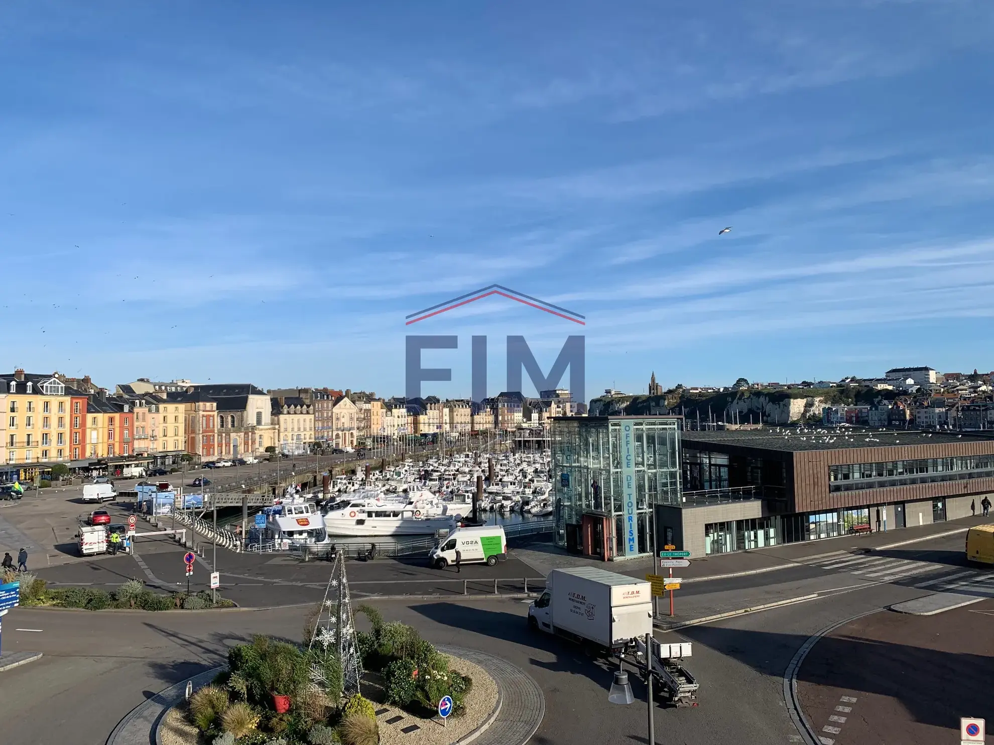 À vendre : Appartement lumineux F2 à Dieppe avec vue sur le port de plaisance 