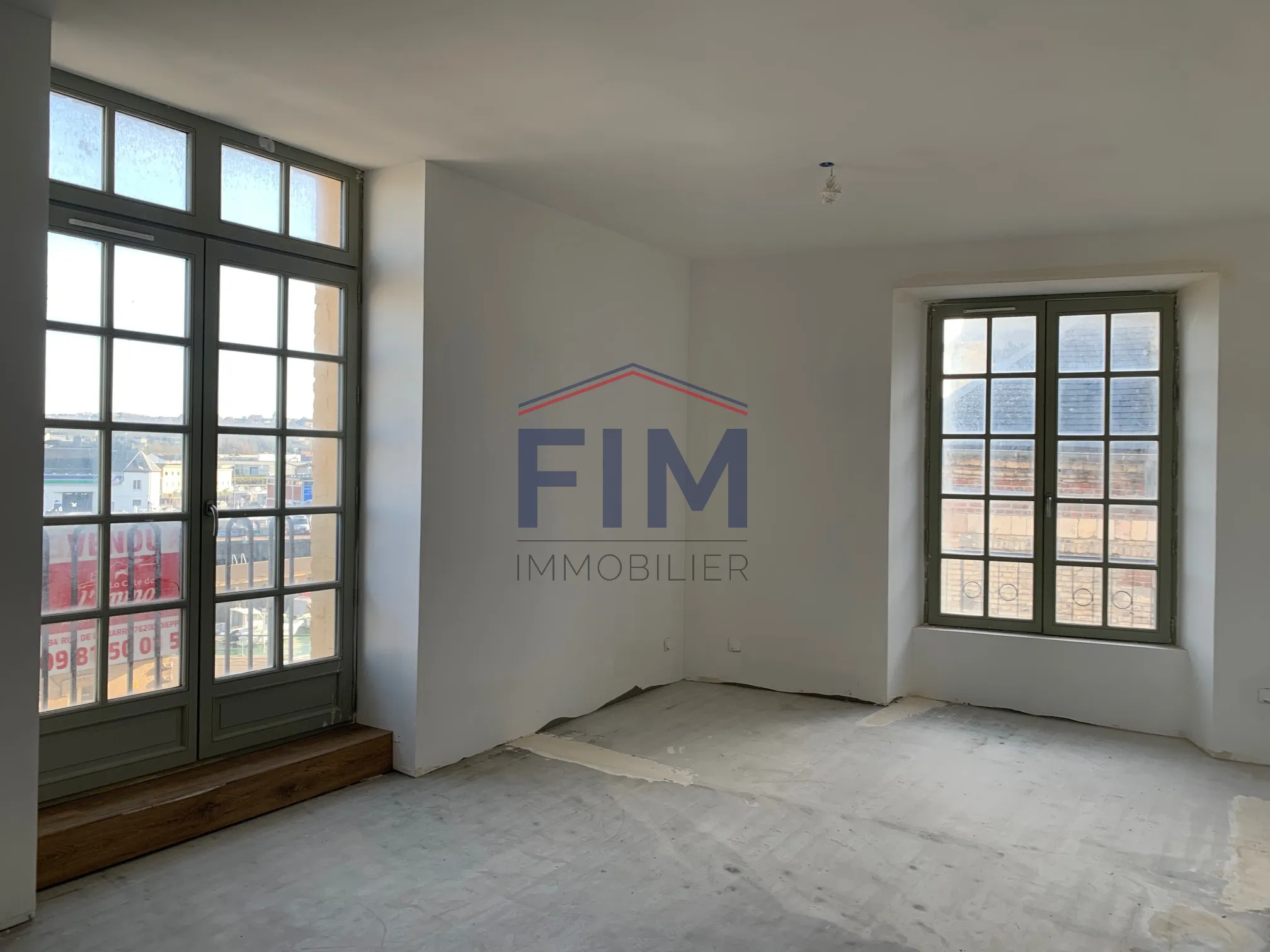 À vendre : Appartement lumineux F2 à Dieppe avec vue sur le port de plaisance 