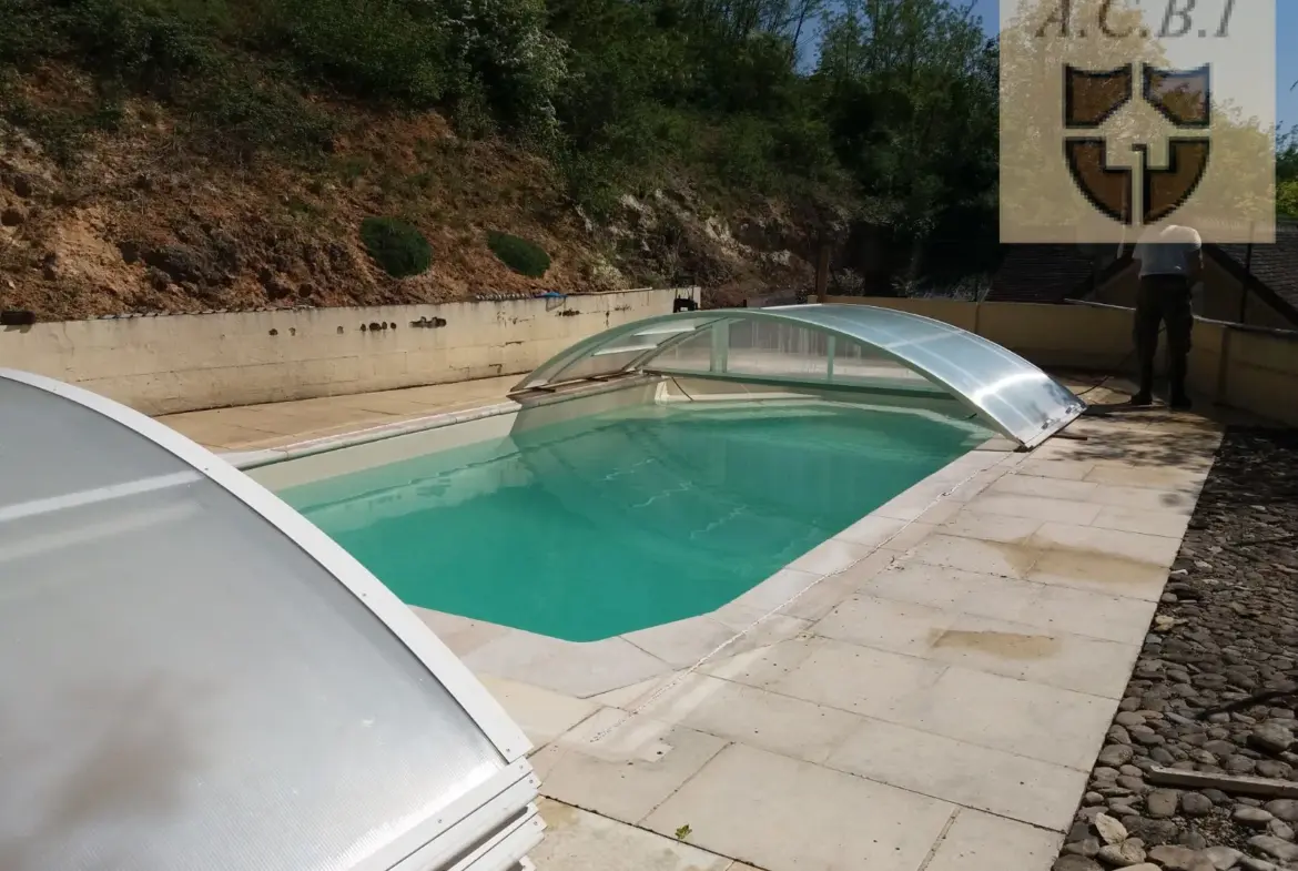 Longère avec piscine couverte à Vendôme, 12 min gare TGV 