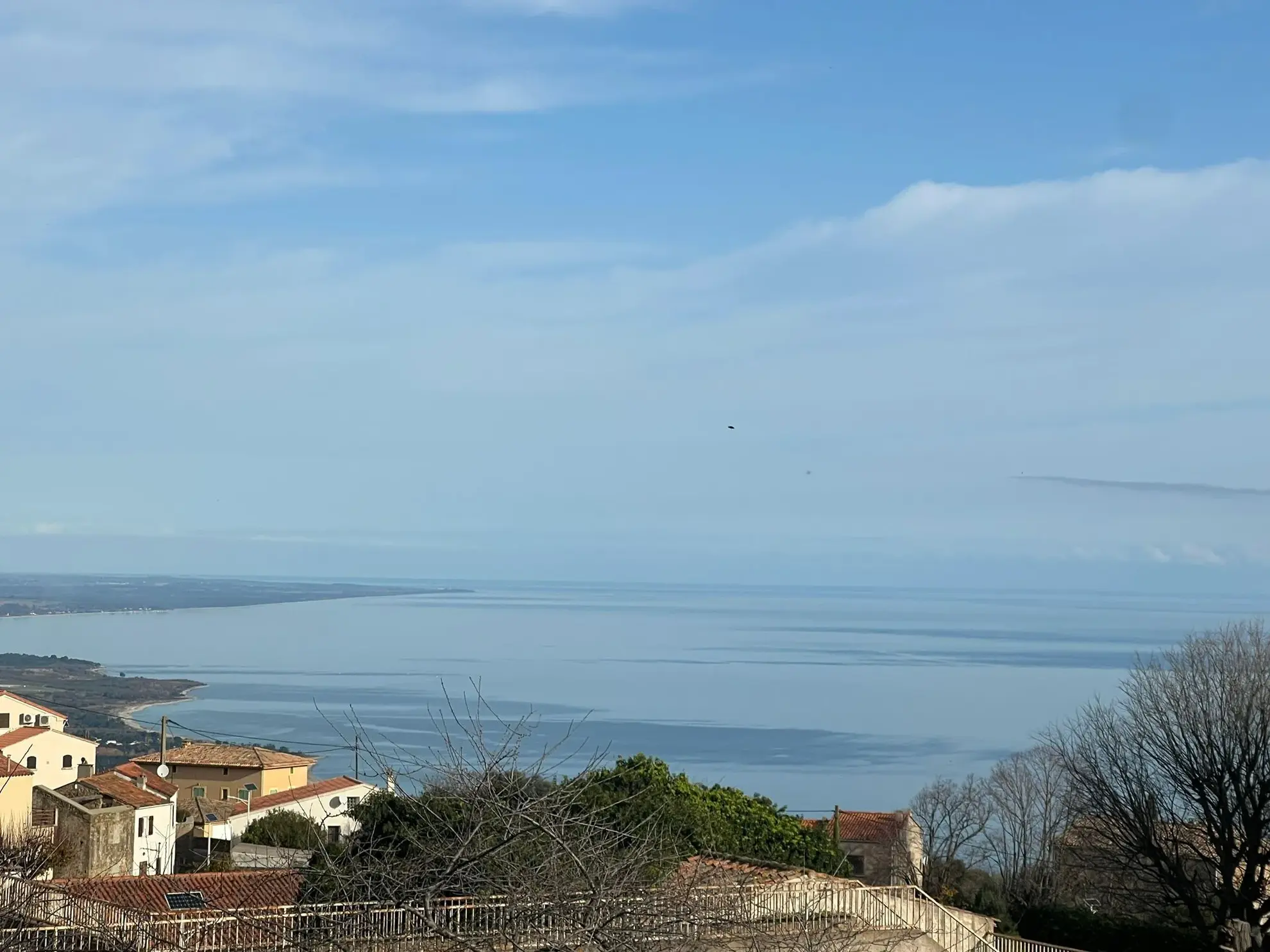 Terrain à vendre à Sari Solenzara - Vue mer et permis de construire 