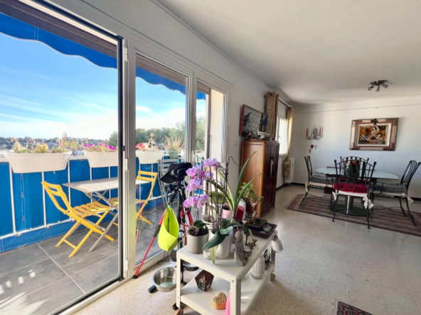 Superbe appartement T4 rénové à vendre à Toulon La Serinette