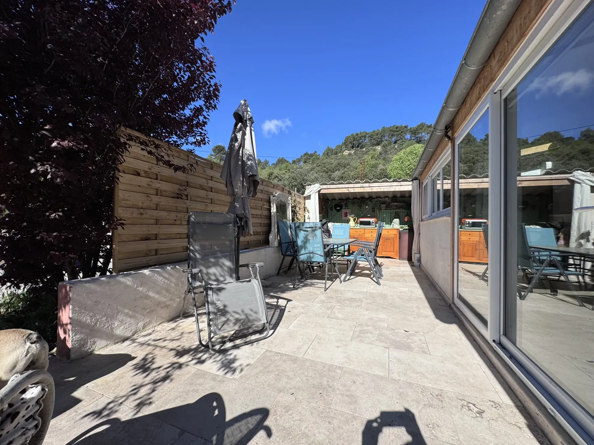 T3 avec terrasse et jardin à vendre à Mirabeau - 1 538 m² de terrain 