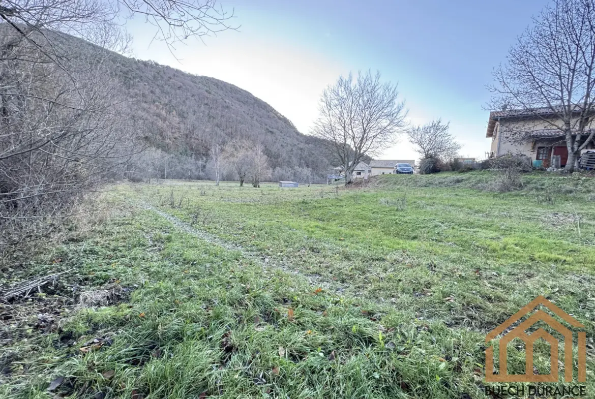 Terrain à bâtir de 1710 m² à Le Saix (Hautes-Alpes) à vendre 