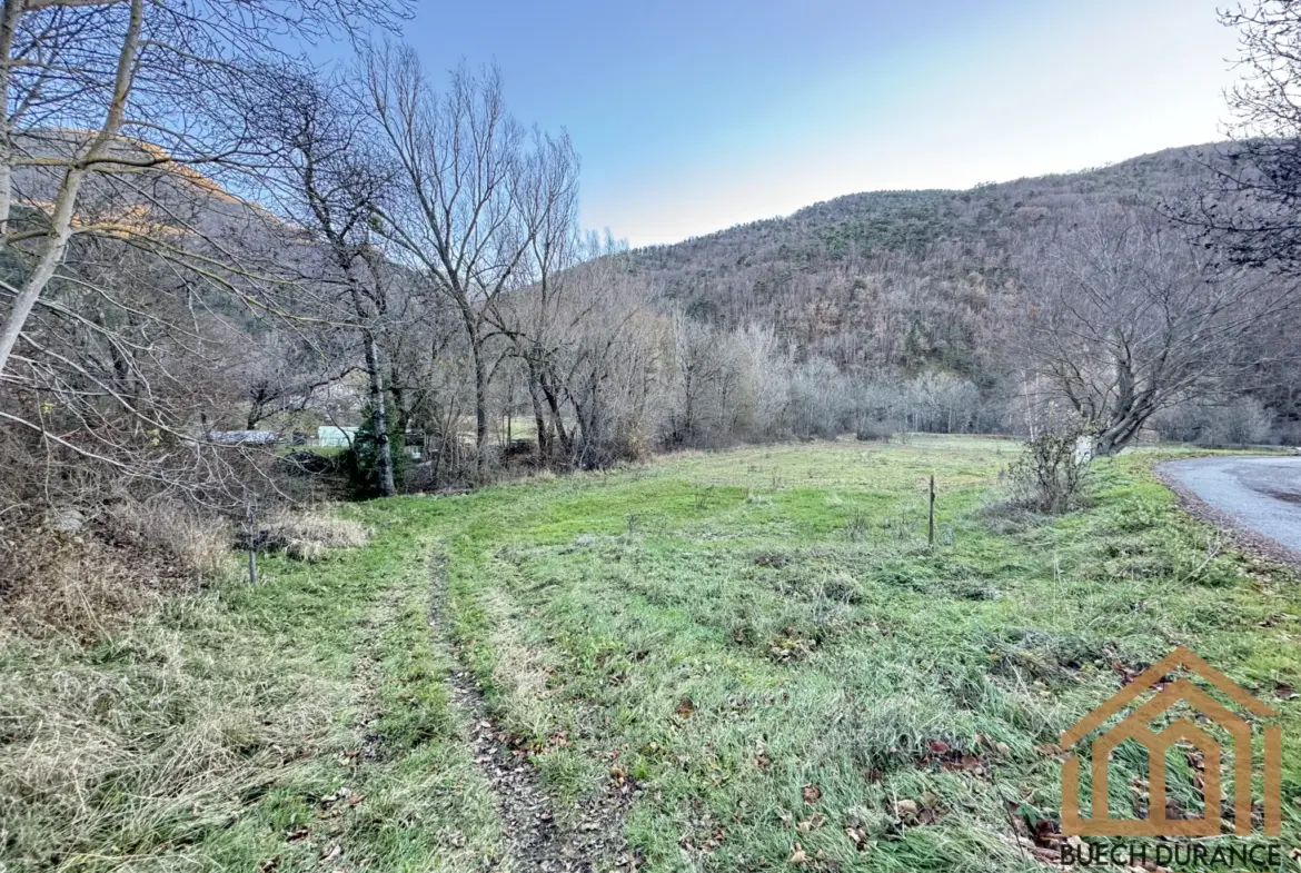 Terrain à bâtir de 1710 m² à Le Saix (Hautes-Alpes) à vendre 