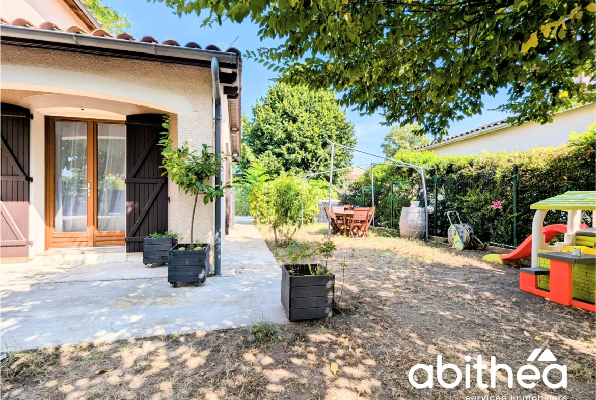 Belle maison avec jardin et piscine à Libourne 