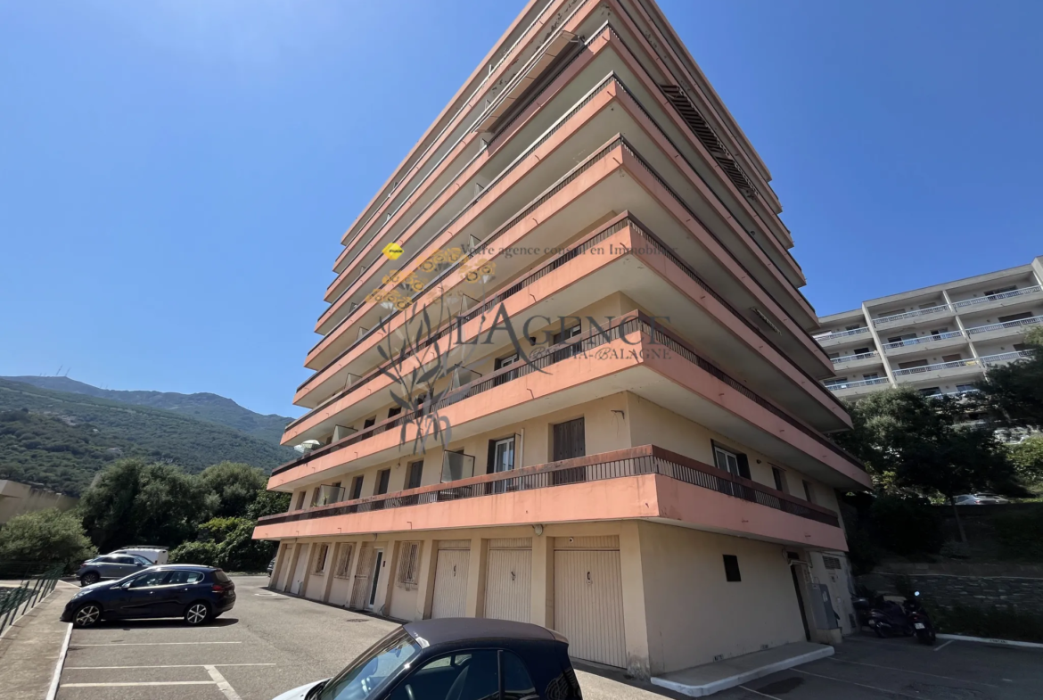 À vendre : appartement T3 lumineux à Ville di Pietrabugno 