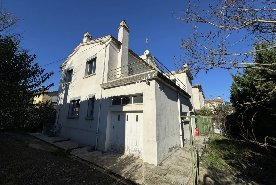 Maison avec jardin et garage à Limoux - 3 chambres et terrasse 