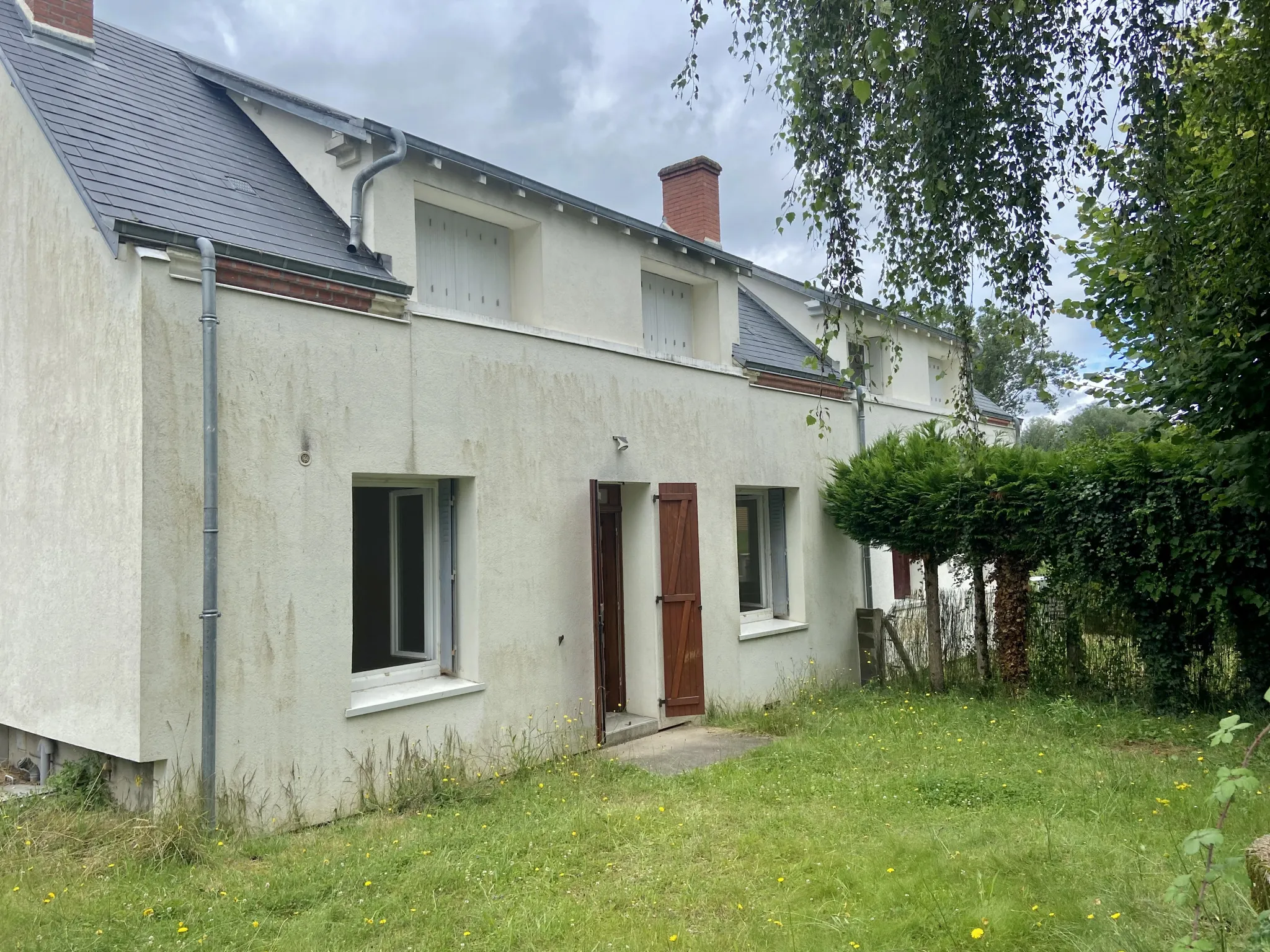 À vendre : Ensemble de 2 maisons à Saint-Hilaire-de-Court 