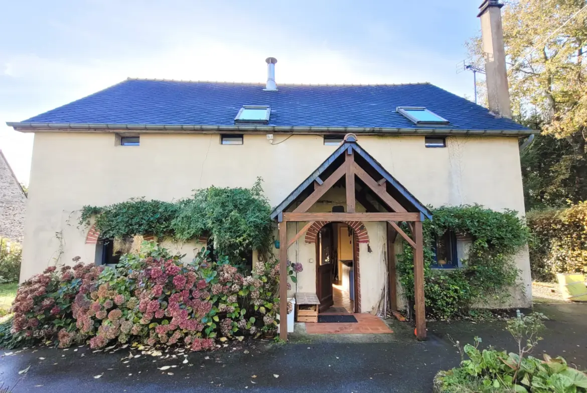 Maison de charme à vendre à Saint Didier - 122 m2 avec jardin 