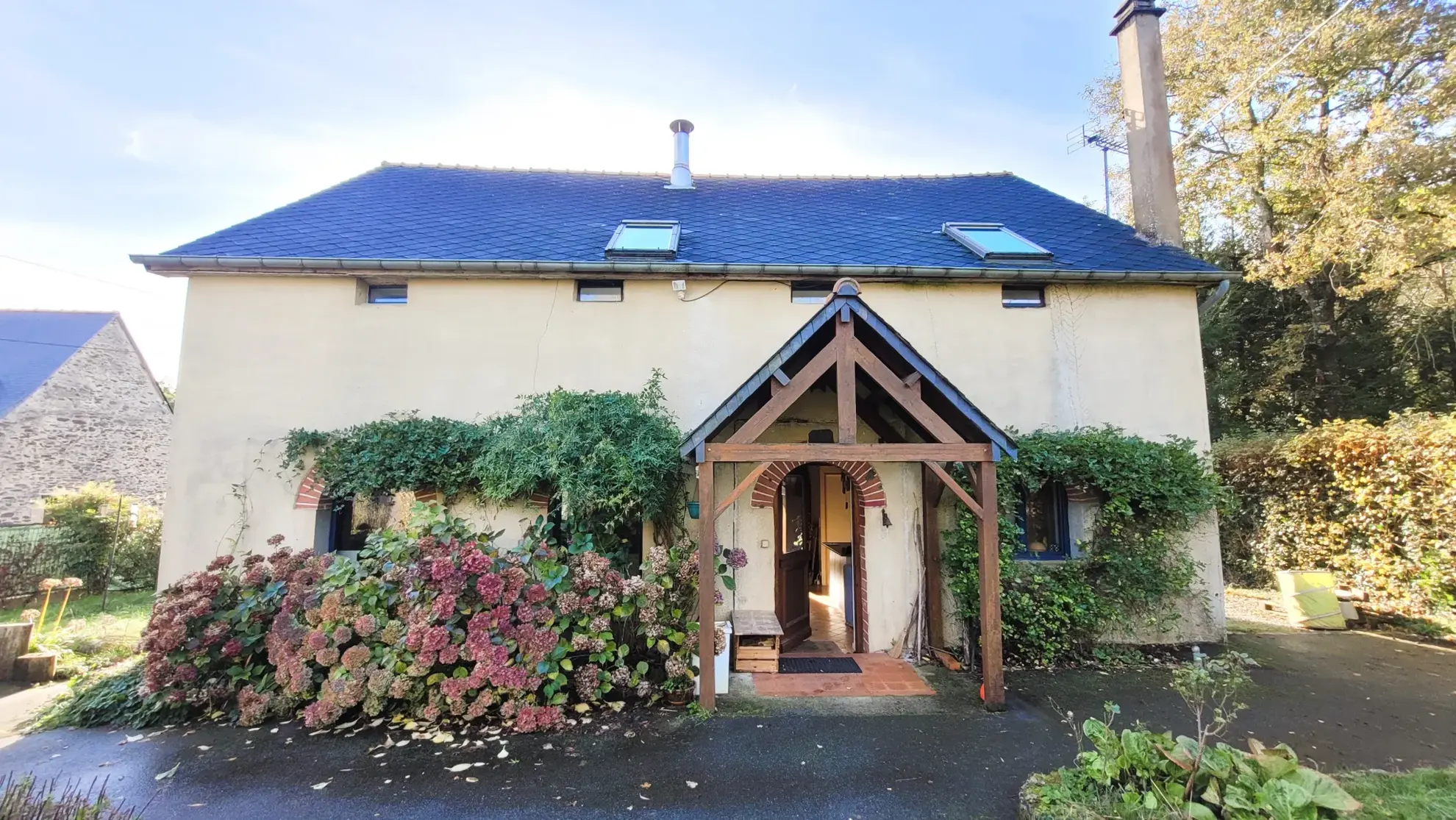 Maison de charme à vendre à Saint Didier - 122 m2 avec jardin 