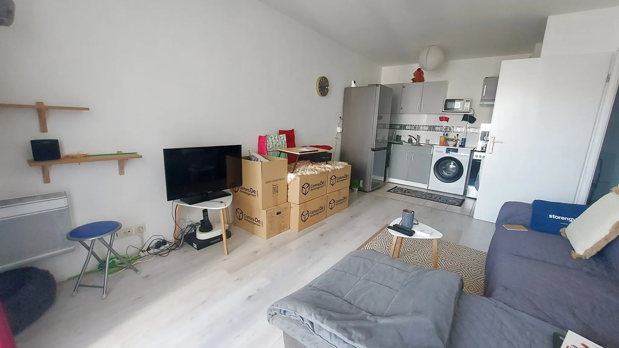 À vendre : Appartement T2 avec balcon à CERGY LE HAUT 