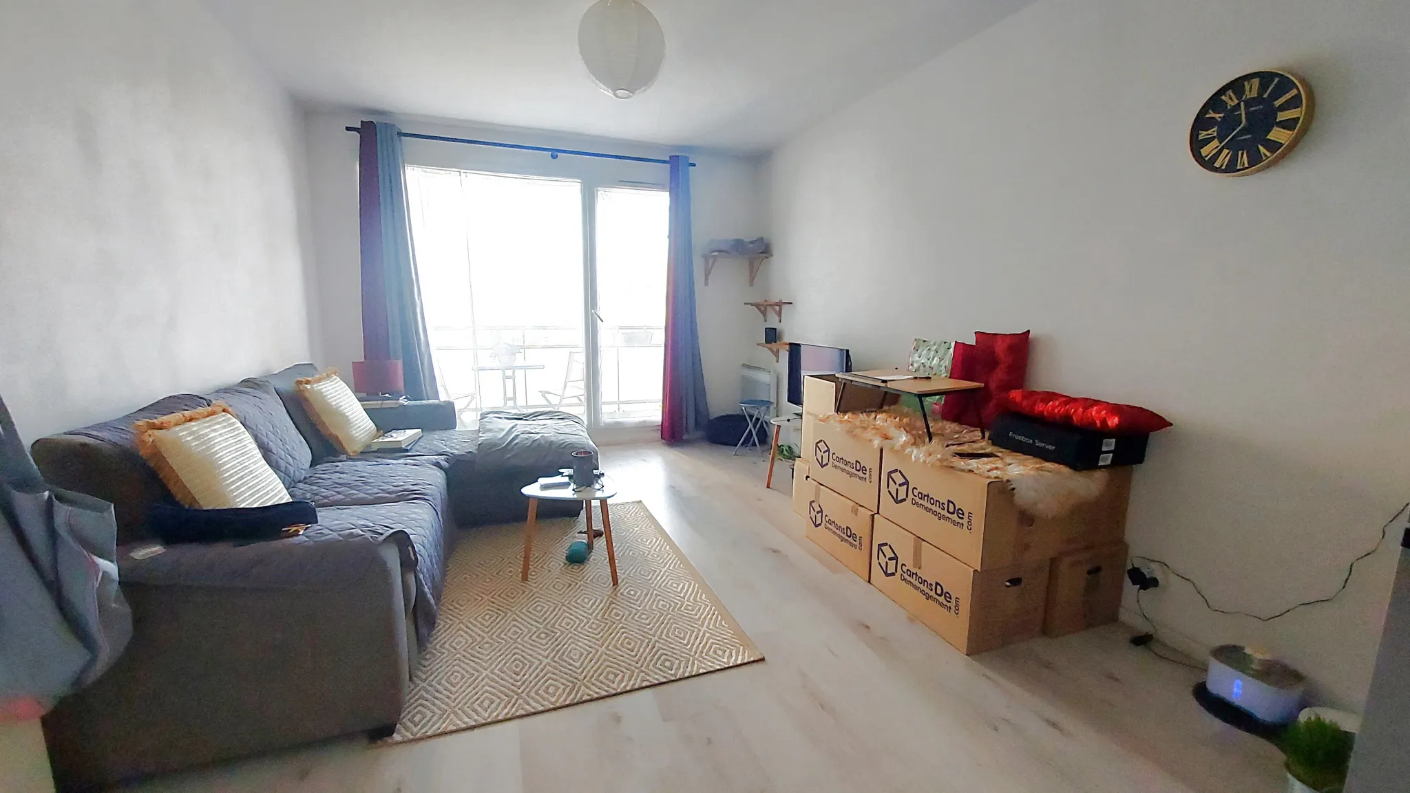 À vendre : Appartement T2 avec balcon à CERGY LE HAUT 