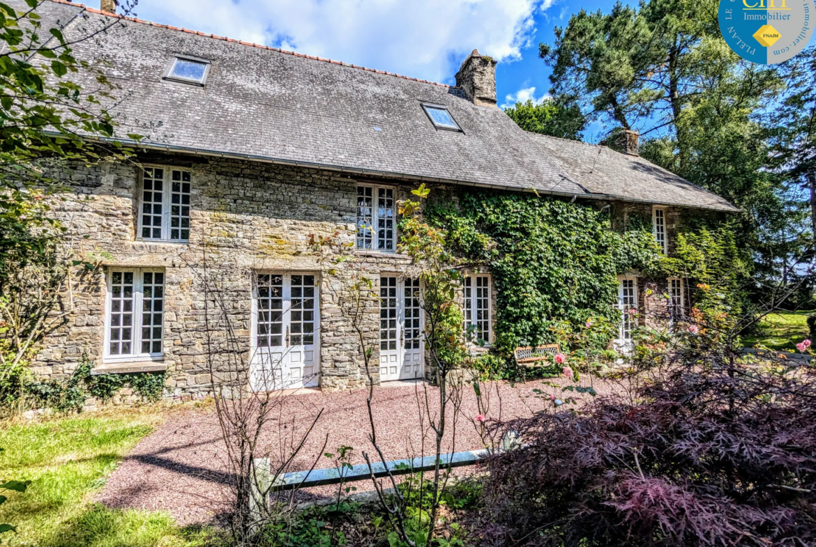 Longère authentique à vendre sur les hauteurs de Plélan le Grand 