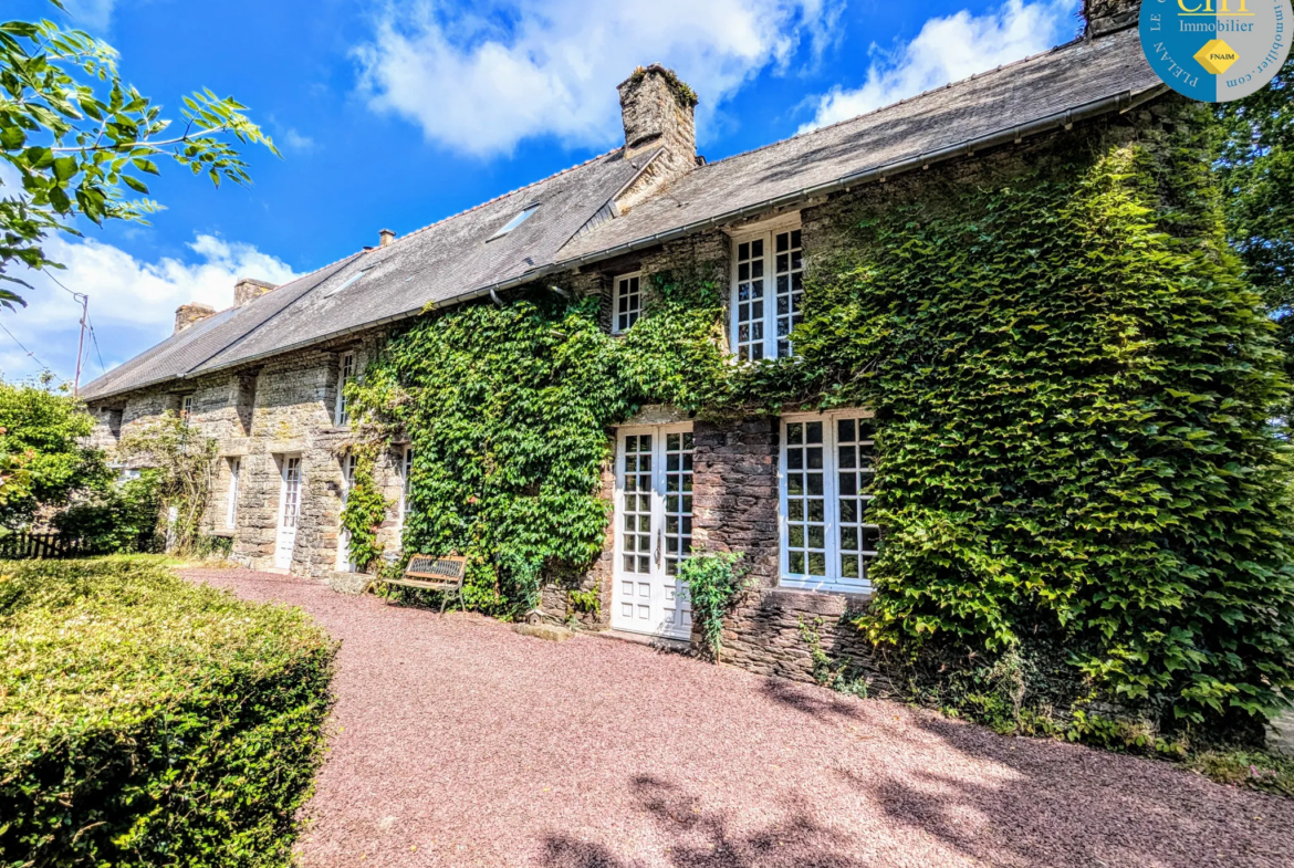 Longère authentique à vendre sur les hauteurs de Plélan le Grand 