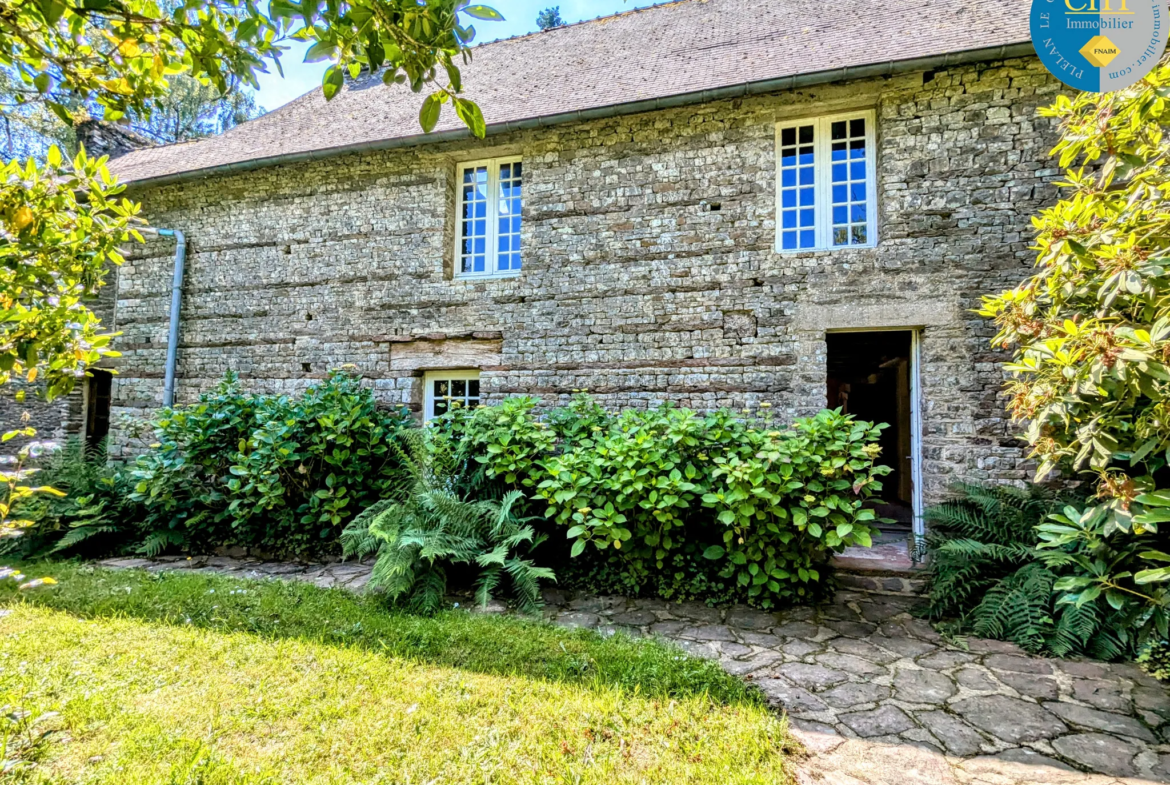 Longère authentique à vendre sur les hauteurs de Plélan le Grand 