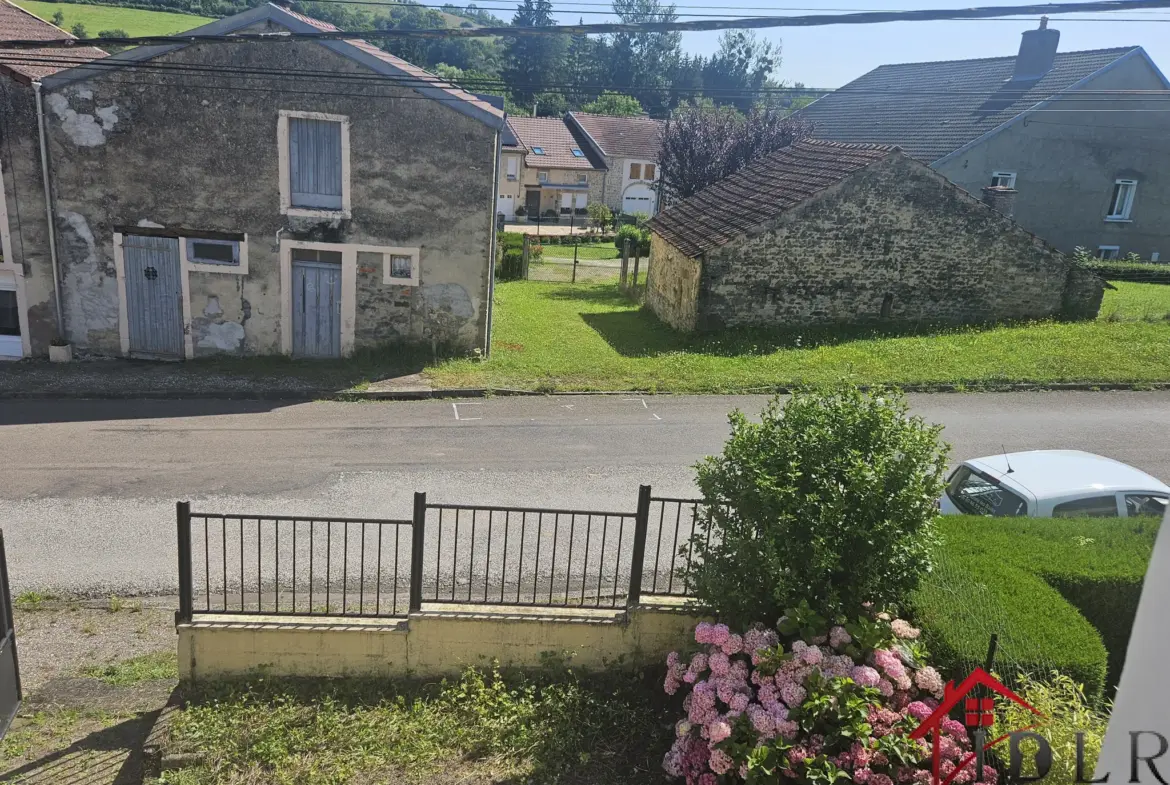 Maison spacieuse à vendre à Arbigny sous Varenne - 130 m² 