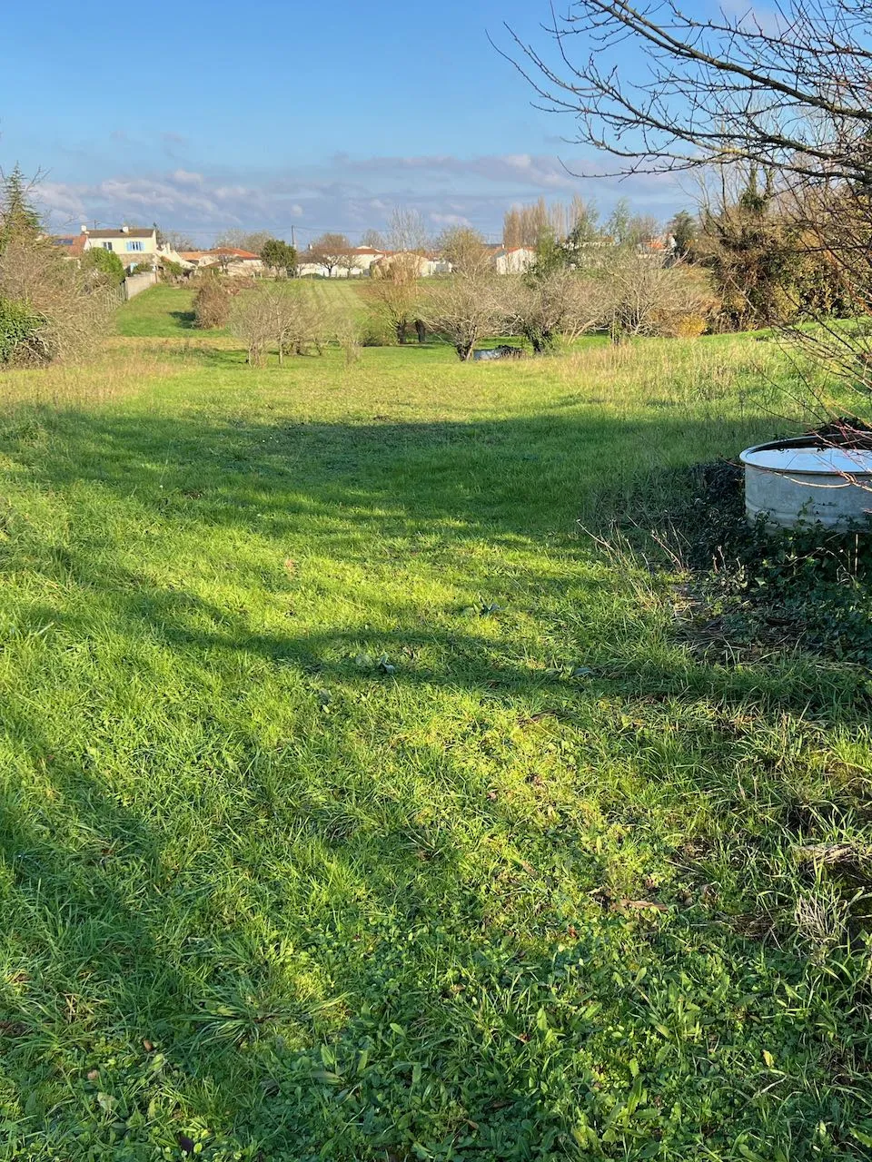 Agréable maison avec jardin à Ste Gemme La Plaine 