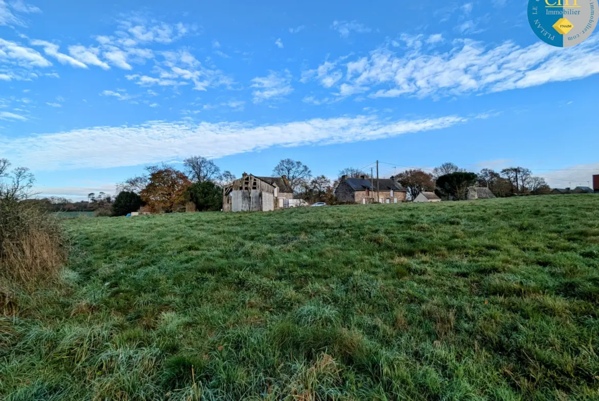 Terrain à bâtir hors lotissement à Monteneuf de 1 015 m² 