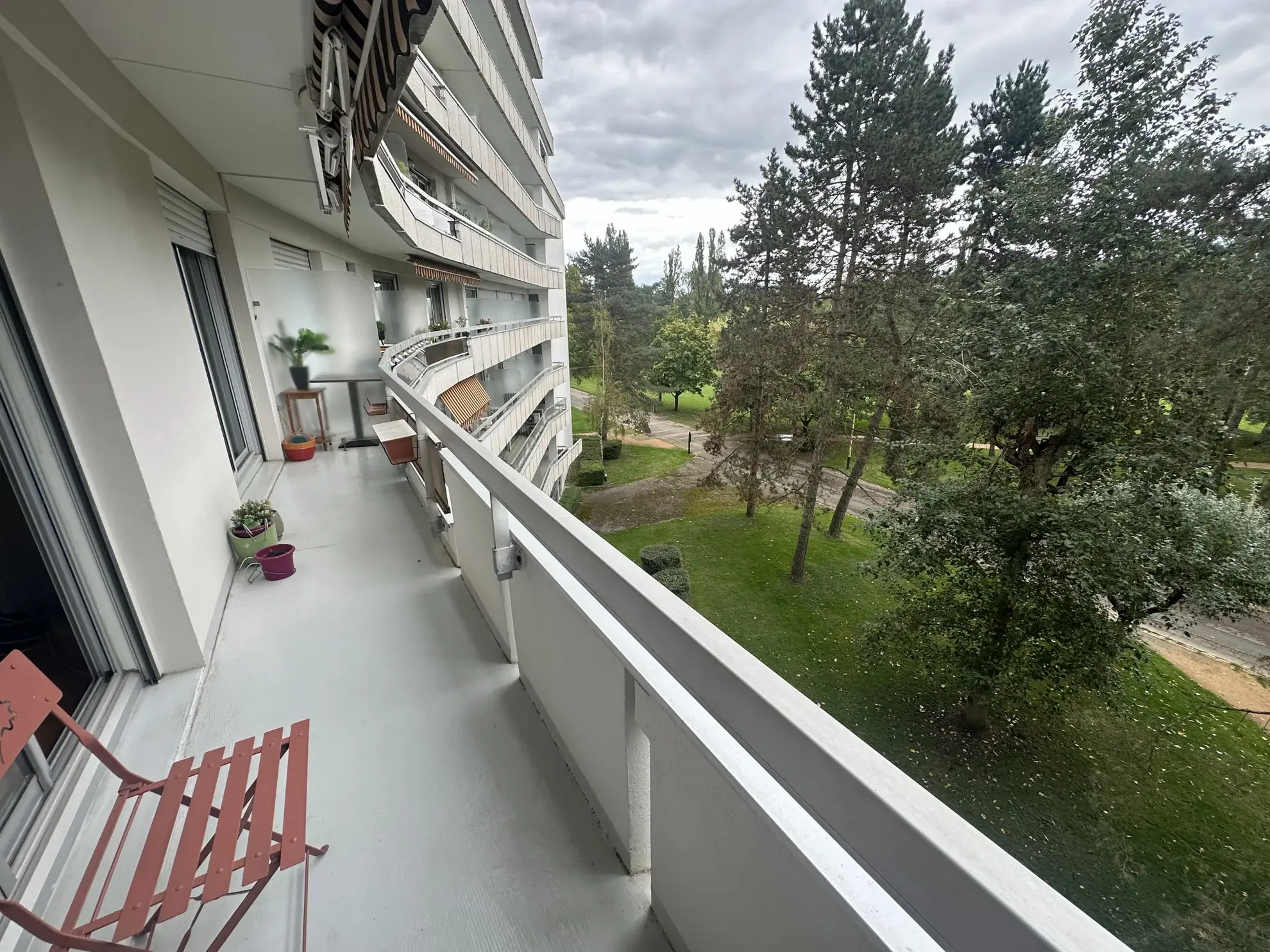 À vendre : Appartement T3 avec balcon à Bellerive sur Allier 