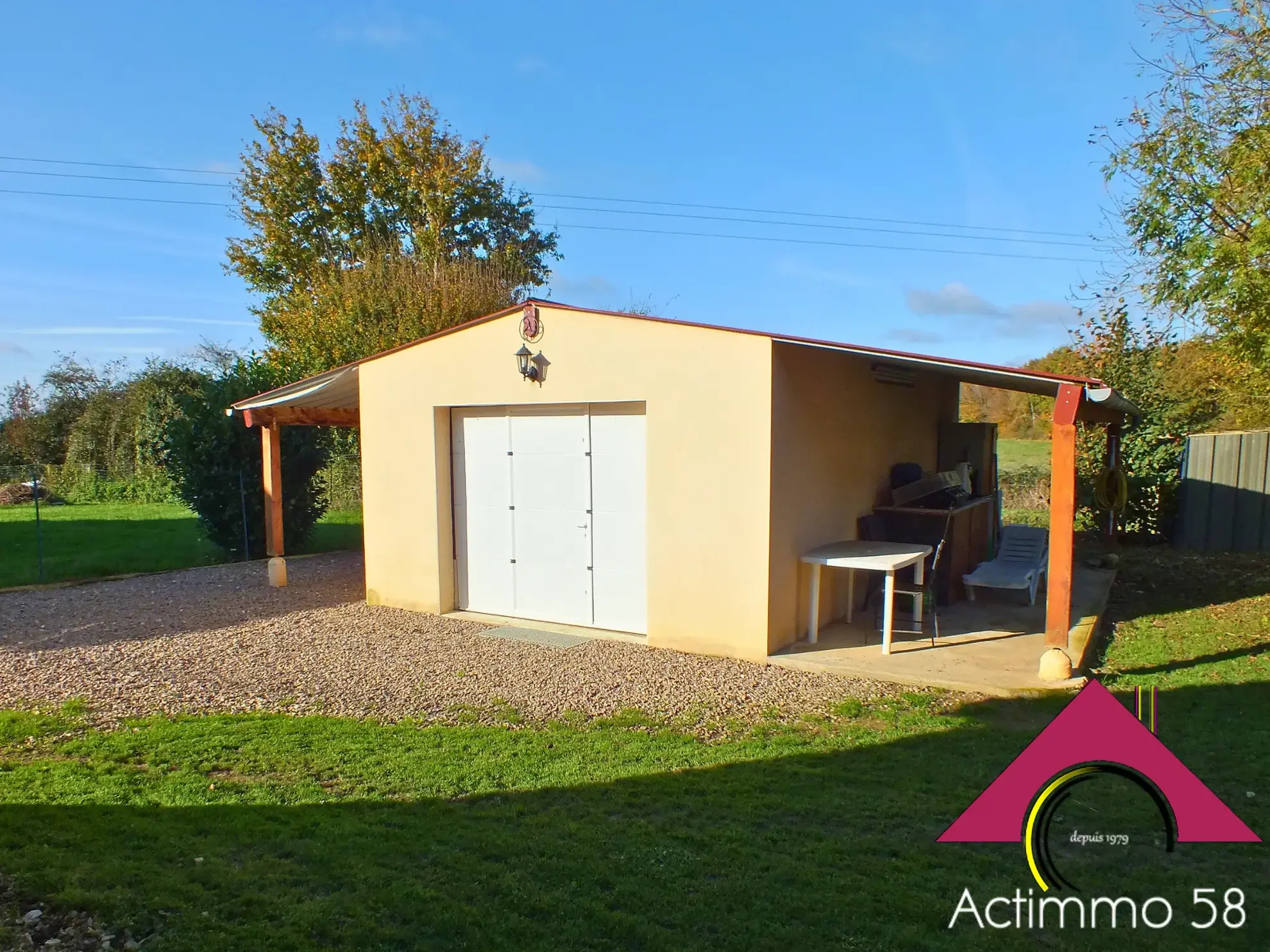 Maison de 117 m² avec jardin et garage à Dun-sur-Auron 