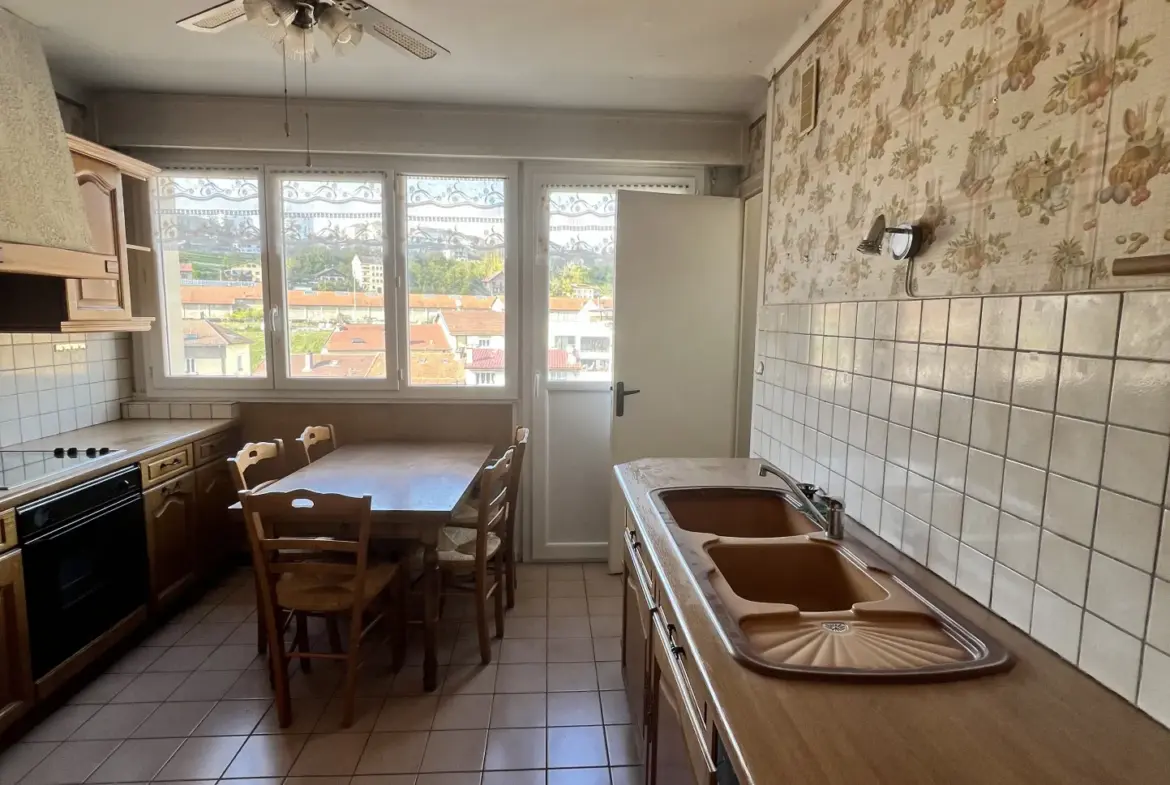 Appartement T4 à vendre à Valserhône avec balcon 