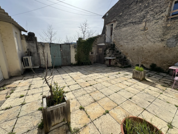 À vendre : Appartement T2 avec parking à Mirabeau, 39 m2