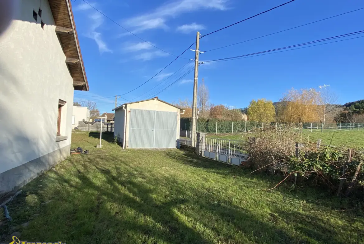 Maison de 70 m² à vendre à Aubusson-D'Auvergne 