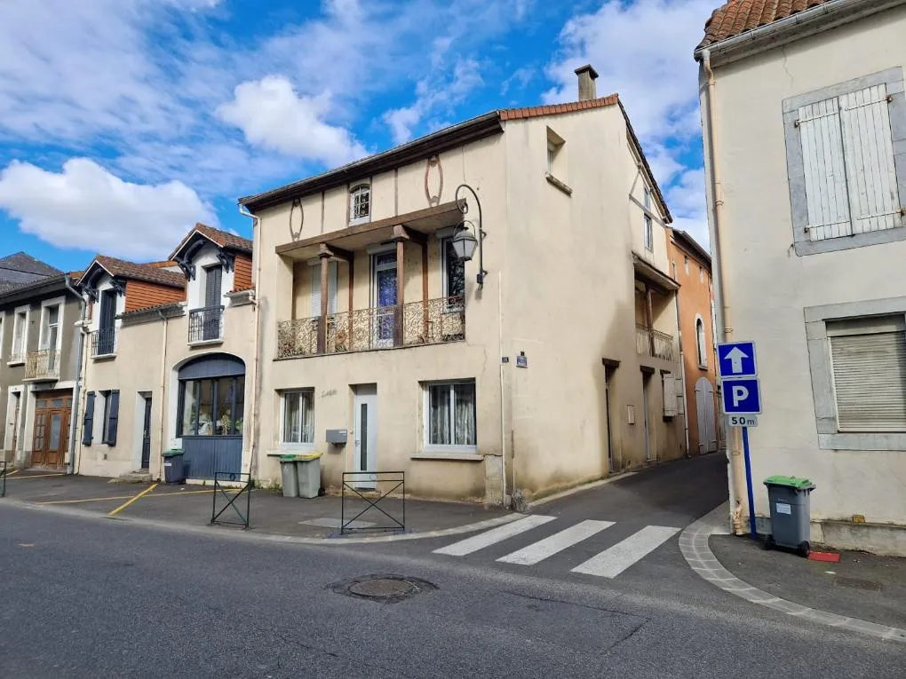 Maison spacieuse à vendre à Vic en Bigorre 