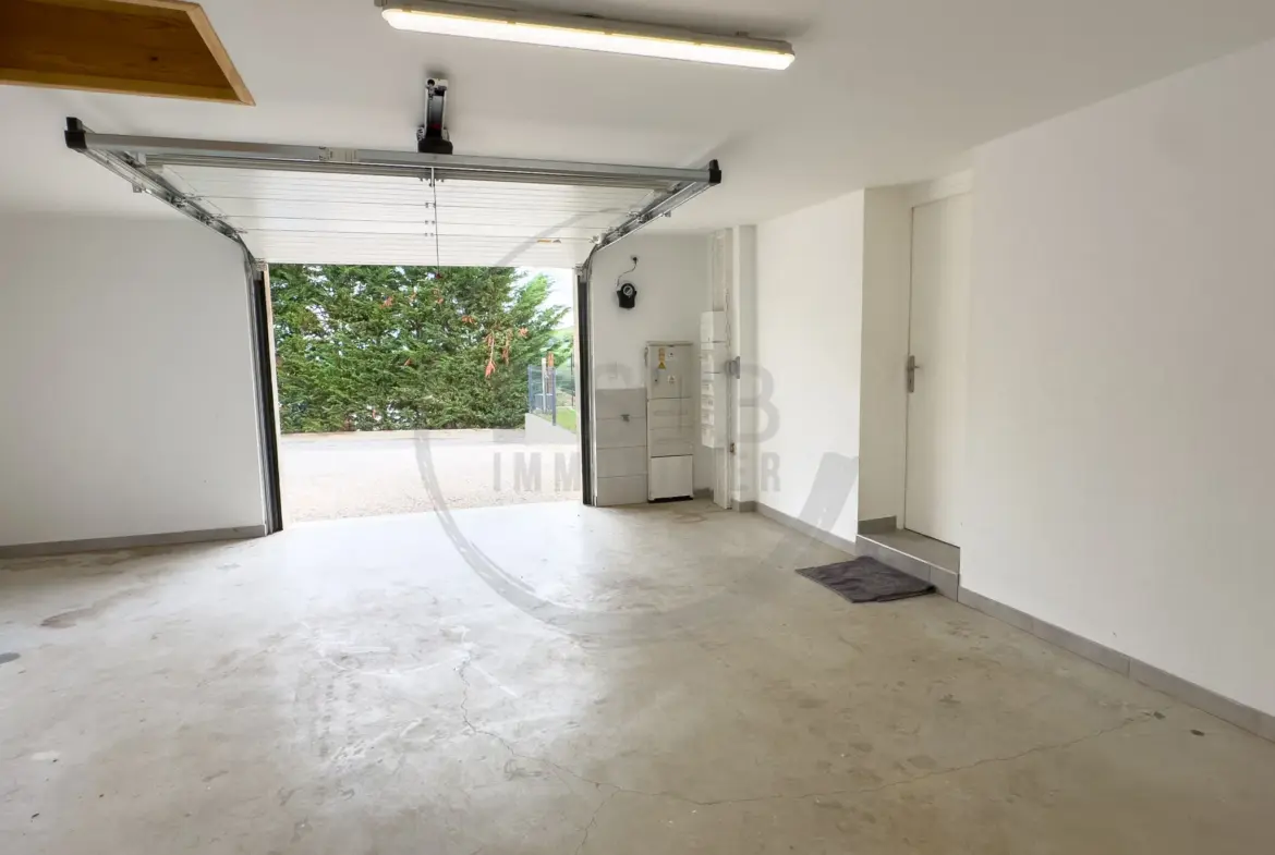 Maison moderne de 111m2 à vendre à Pranles 