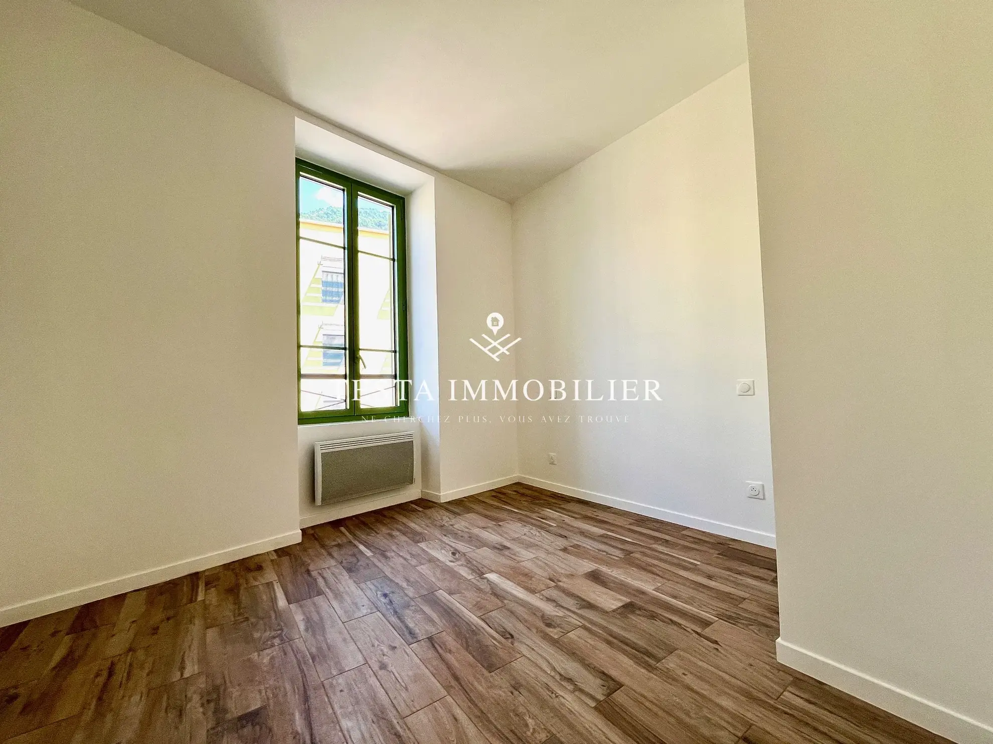 À vendre : Appartement 4 pièces de 90m² avec terrasse à Sospel 