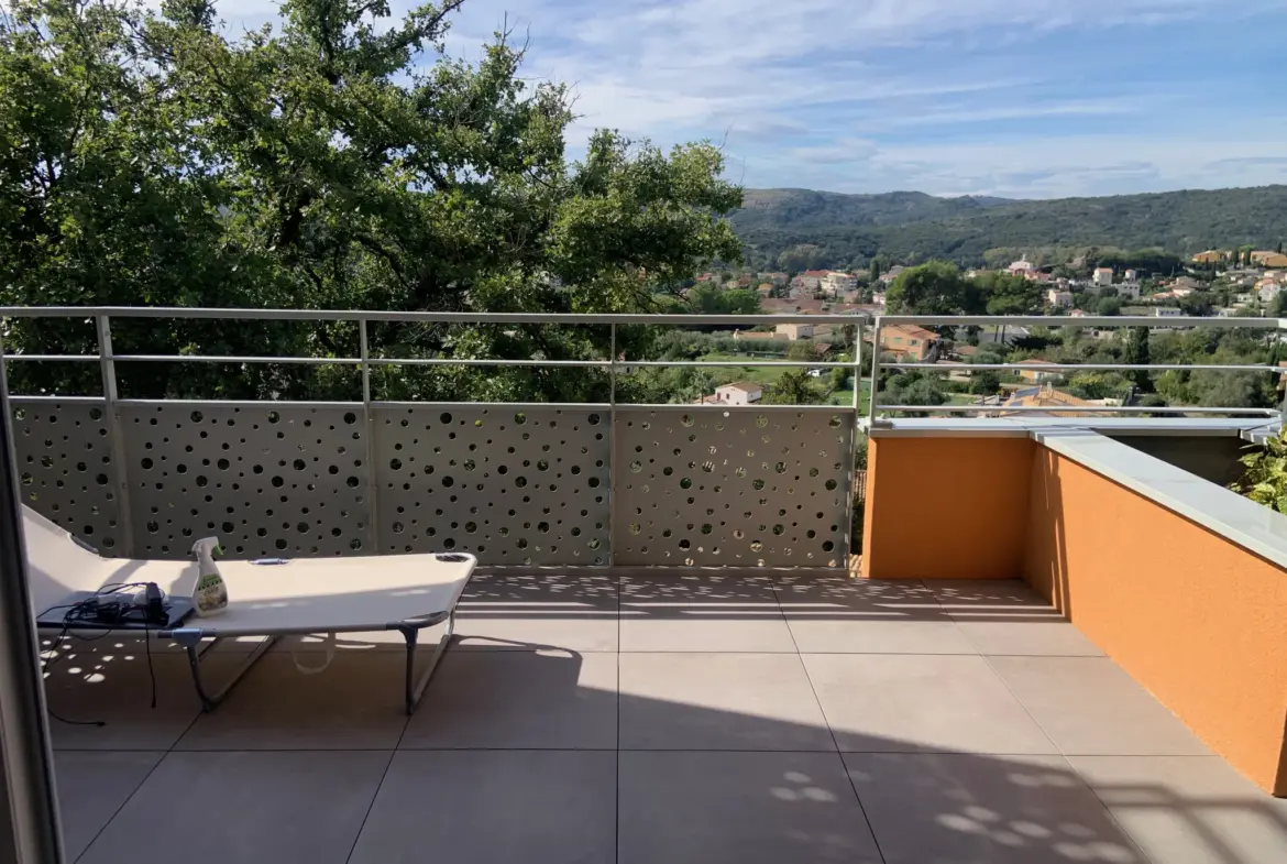 Appartement 2 pièces neuf à Cagnes-sur-Mer avec terrasse 