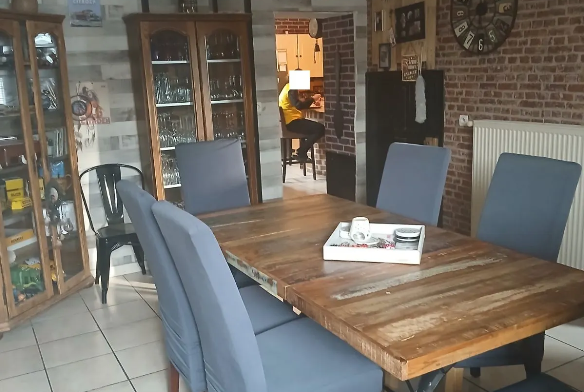 Maison à vendre à Nouvion avec garage et terrain - 260 000 € 