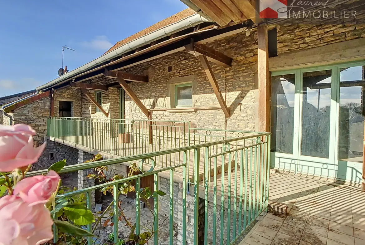 Maison en vente à Savigny-Sur-Grosne pour 125 000 euros 