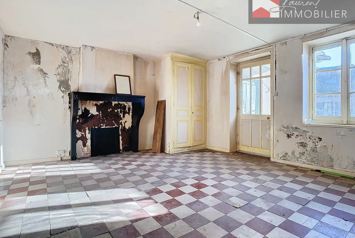 Maison en vente à Savigny-Sur-Grosne pour 125 000 euros 