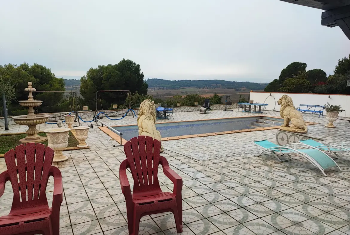 Grande villa familiale avec piscine à Azille, Minervois - 277 500 € 