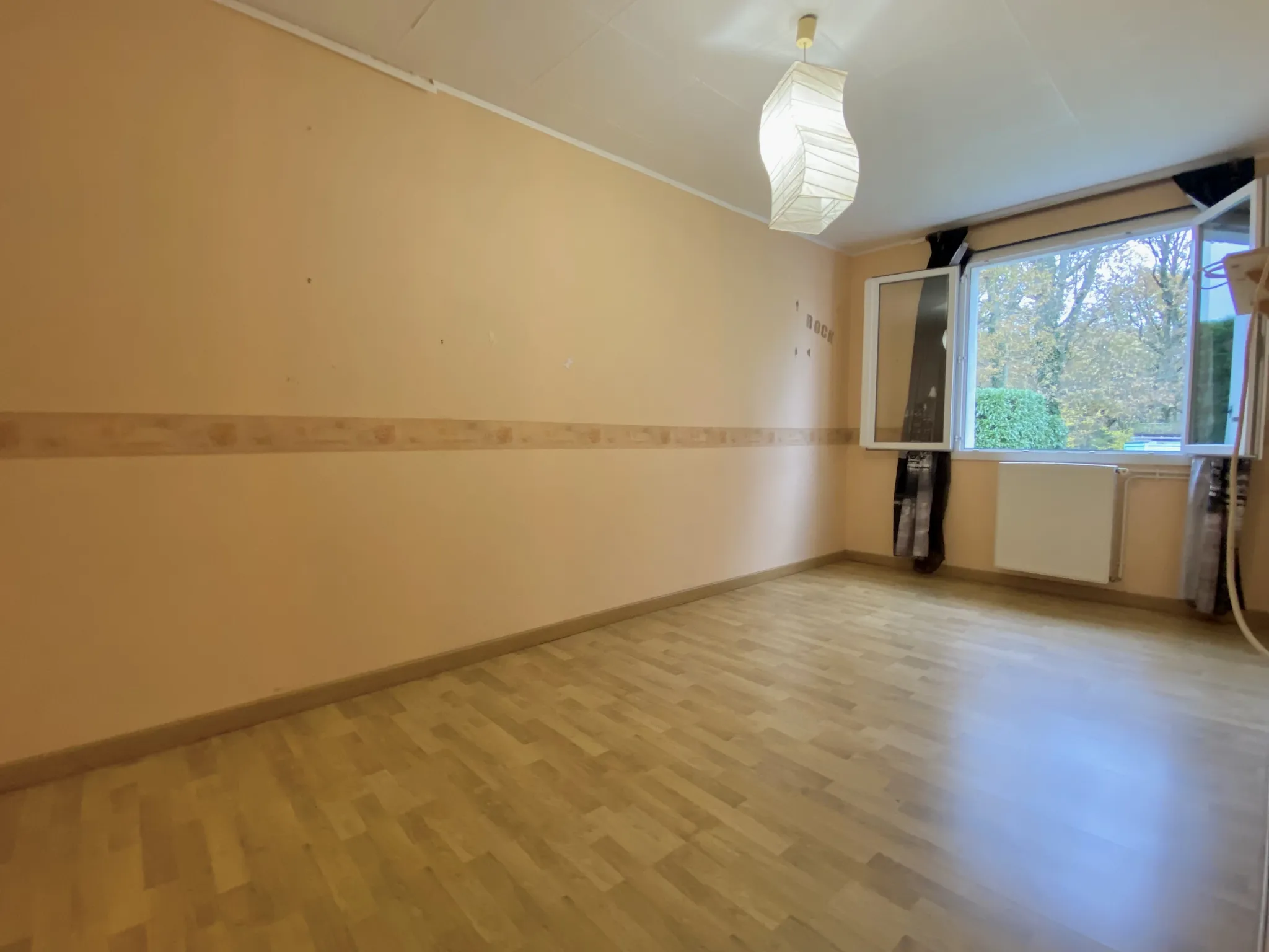 Vente Maison de Plain-pied à Chaillot, Vierzon - 137 000 EUR 