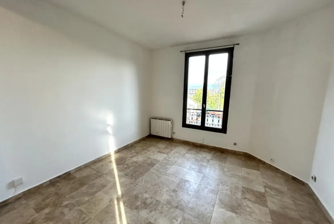 À vendre : Appartement 3 pièces de 56 m² à Villemomble 