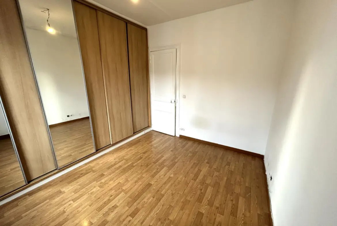 À vendre : Appartement 3 pièces de 56 m² à Villemomble 