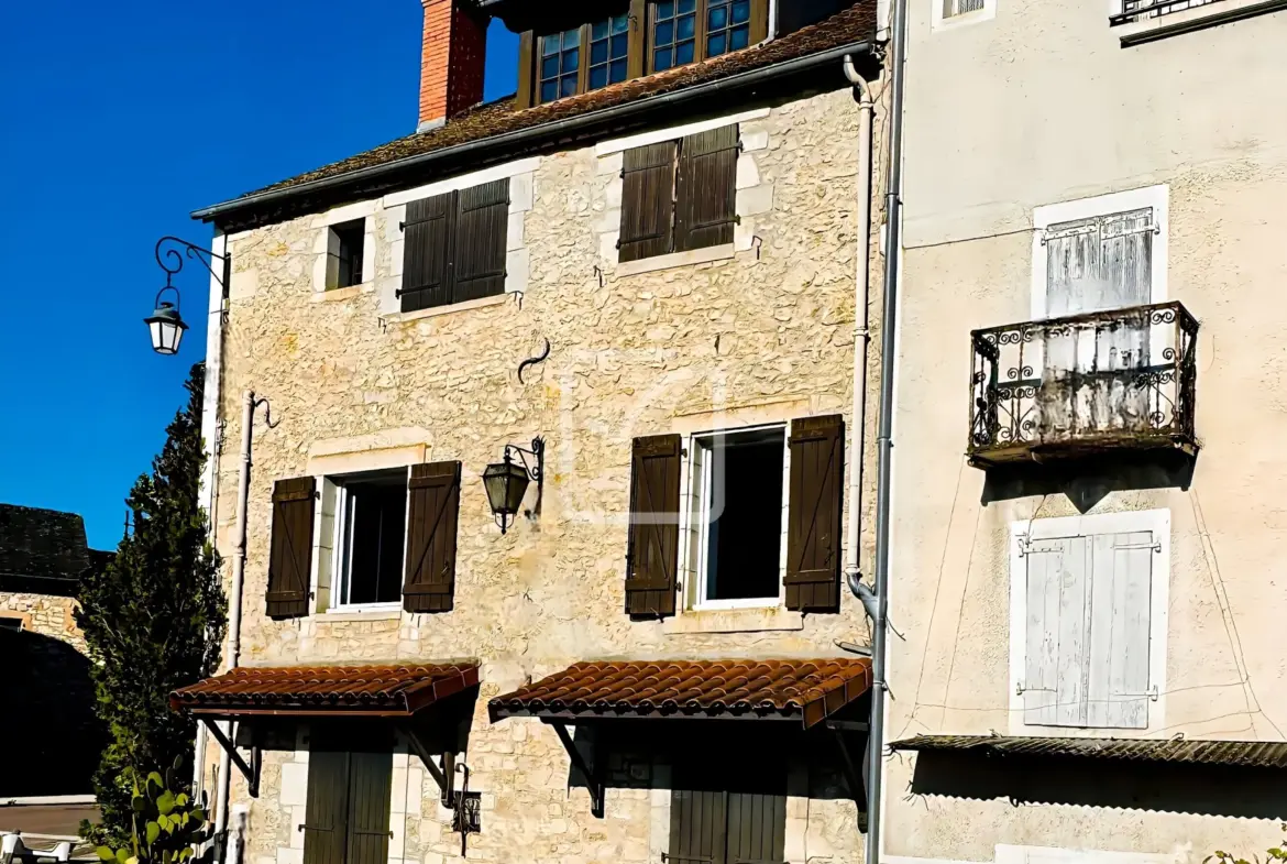 Maison de Ville avec Potentiel à Souillac (46) 